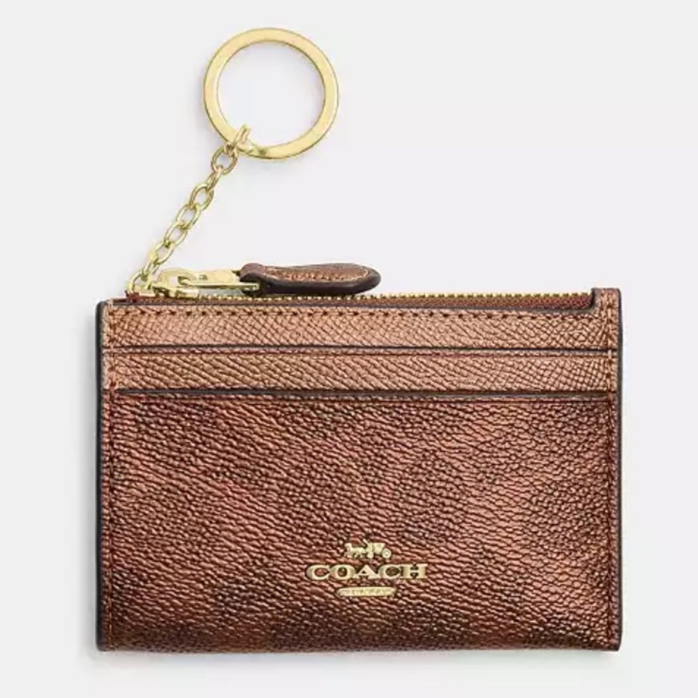 Coach Mini Skinny Id Case
In Signature Canvas🎀